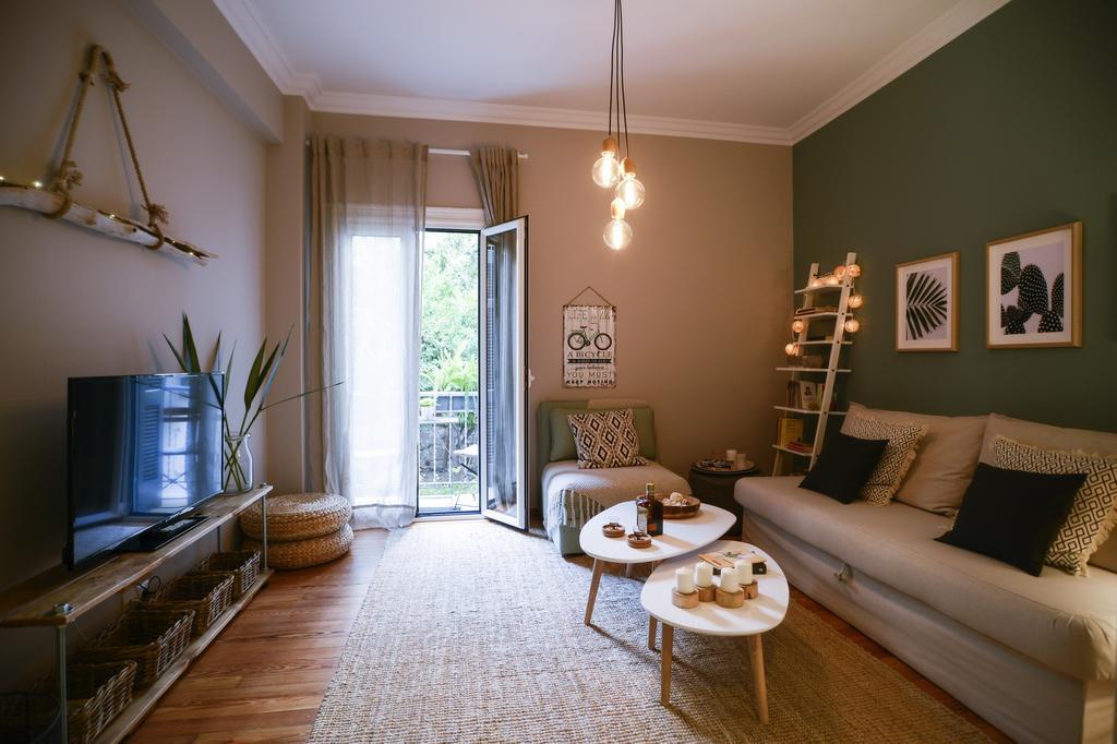 Your "Home Away From Home" In Acropolis Athen Eksteriør bilde